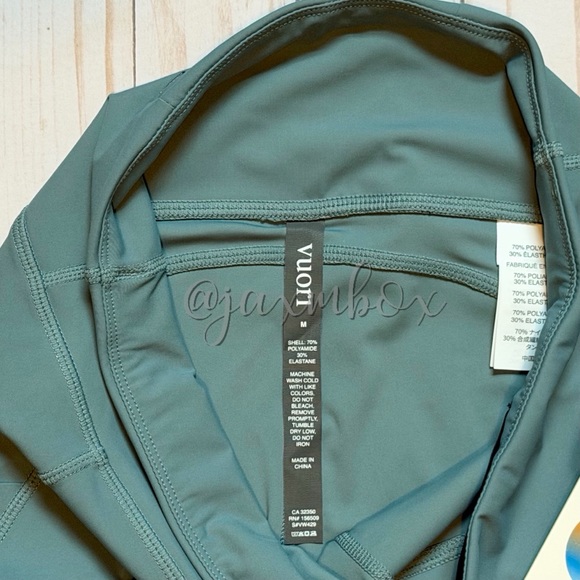 NWT Vuori Stride Legging Iron Size Medium - Picture 6 of 11